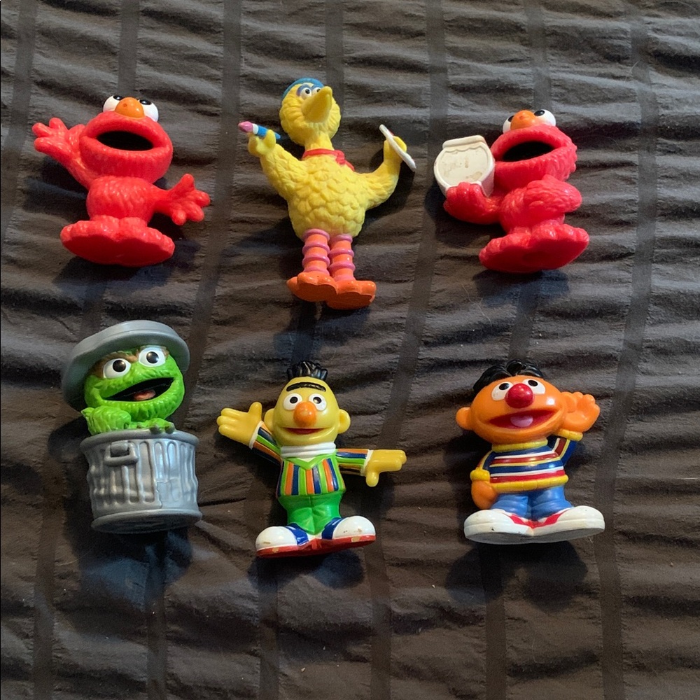 Sesame Street Action Figures - Red, Yellow, Gray